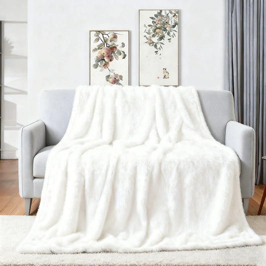 Flannel Warm Nap Throw - DailyBasicNeeds.com