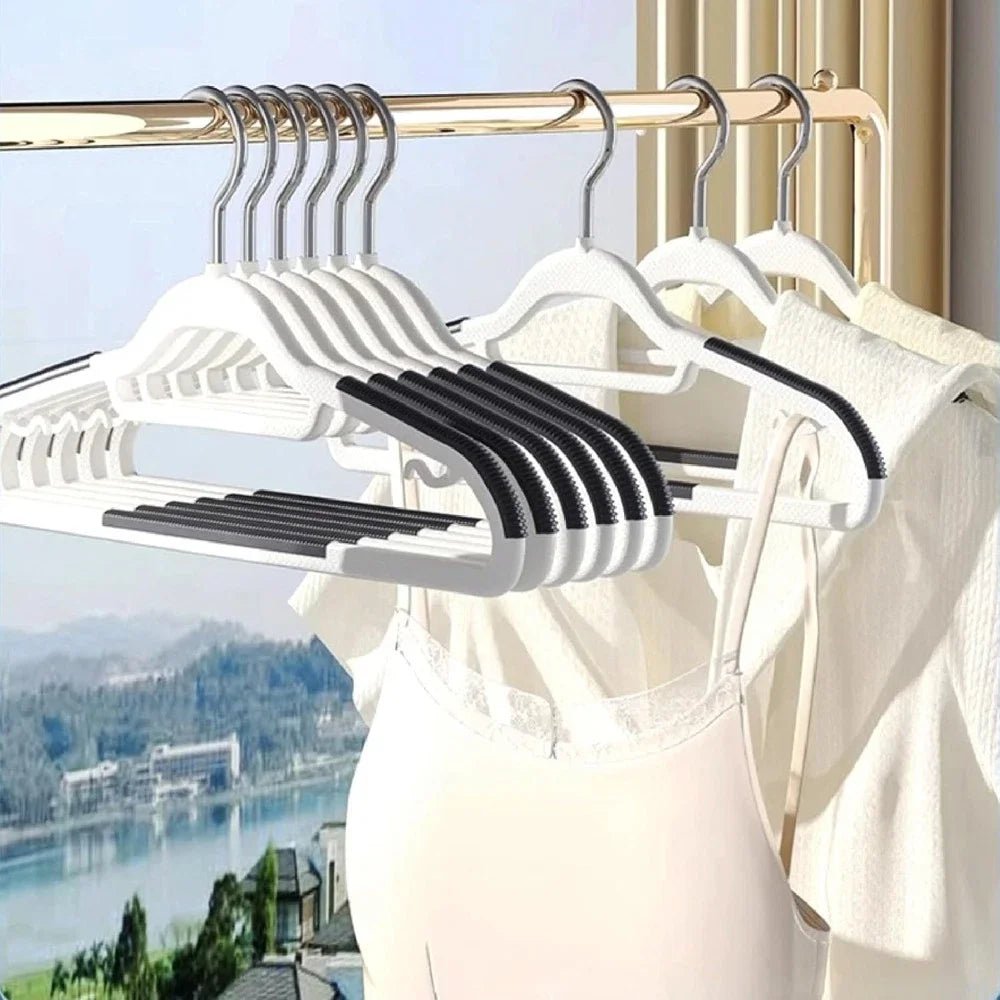 20/40PCS Durable Anti Slip Hangers - DailyBasicNeeds.com