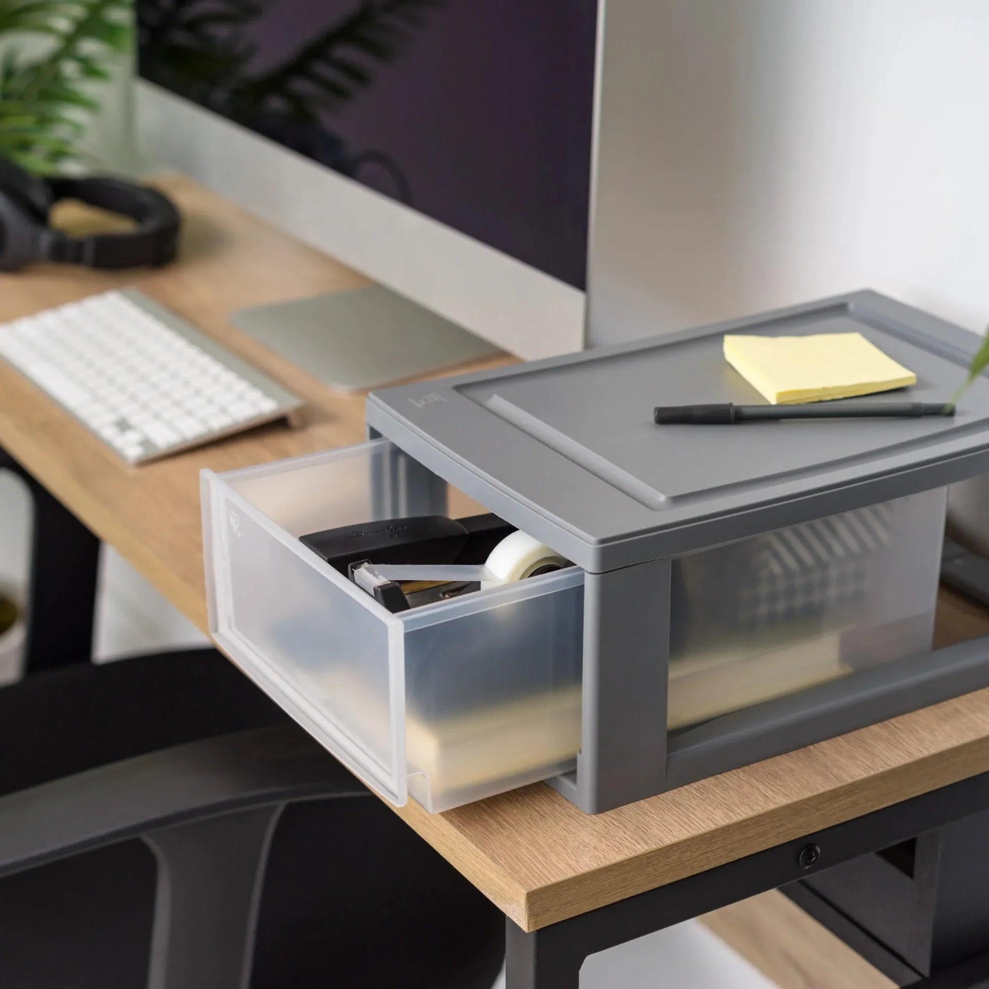 6 Qt Under Bed Storage Drawers, - DailyBasicNeeds.com