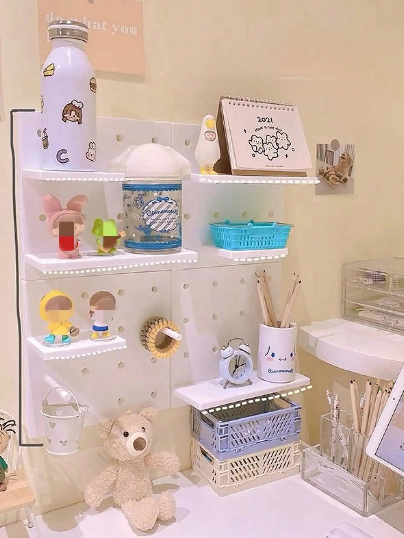 Student Dorm Desk Organizer for Light Items