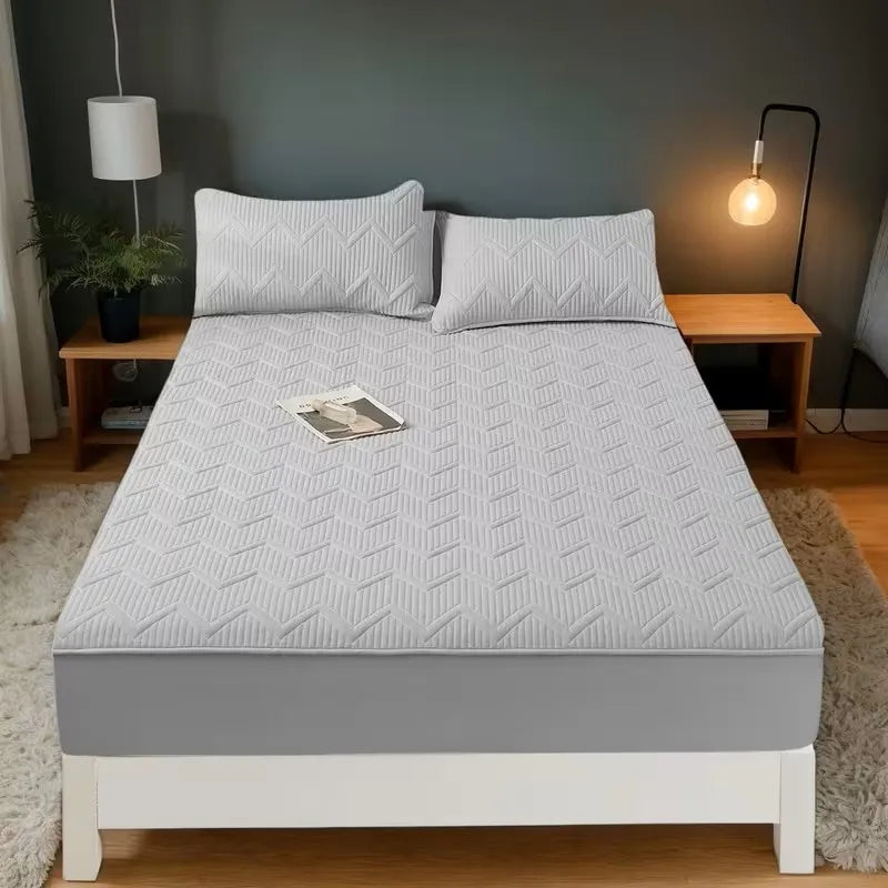 Soft quilted mattress cover