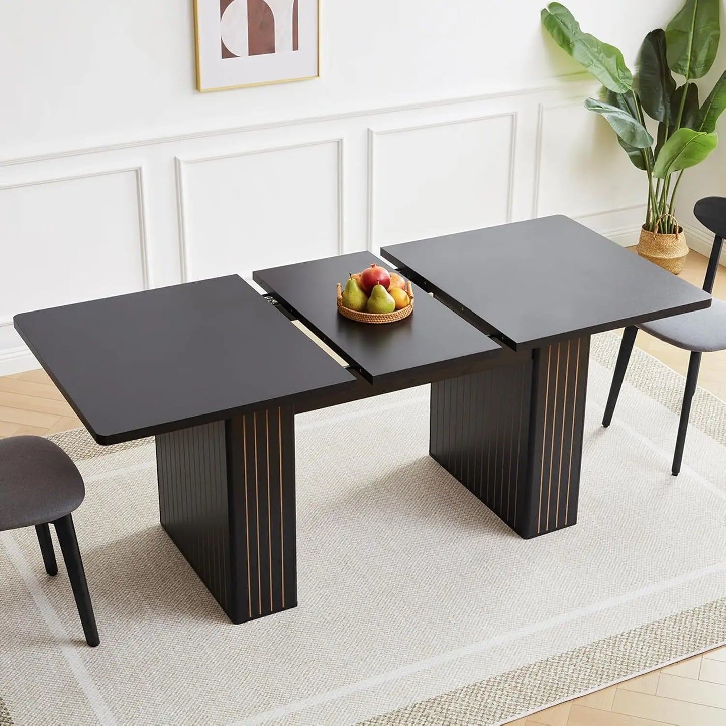 Extendable Dining Room Table for 4-8
