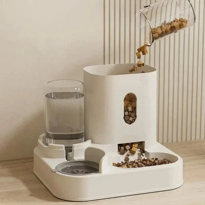 Automatic Feeder - DailyBasicNeeds.com