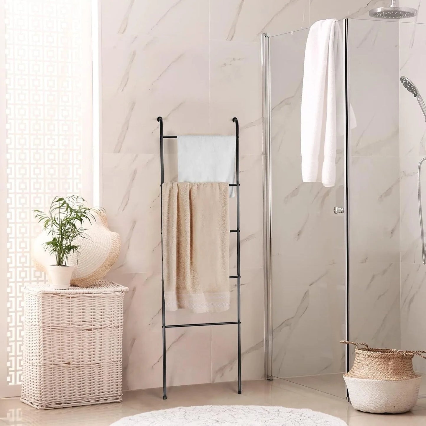 Blanket or Towel Ladder - DailyBasicNeeds.com