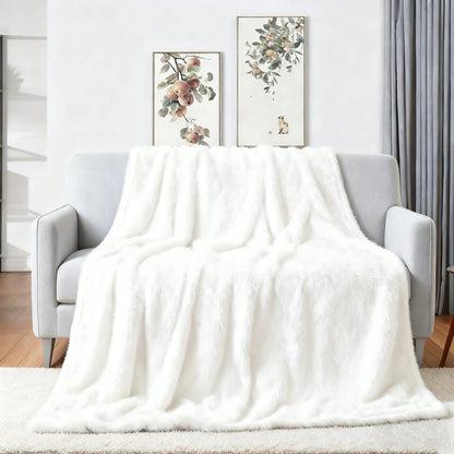 Flannel Warm Nap Throw - DailyBasicNeeds.com
