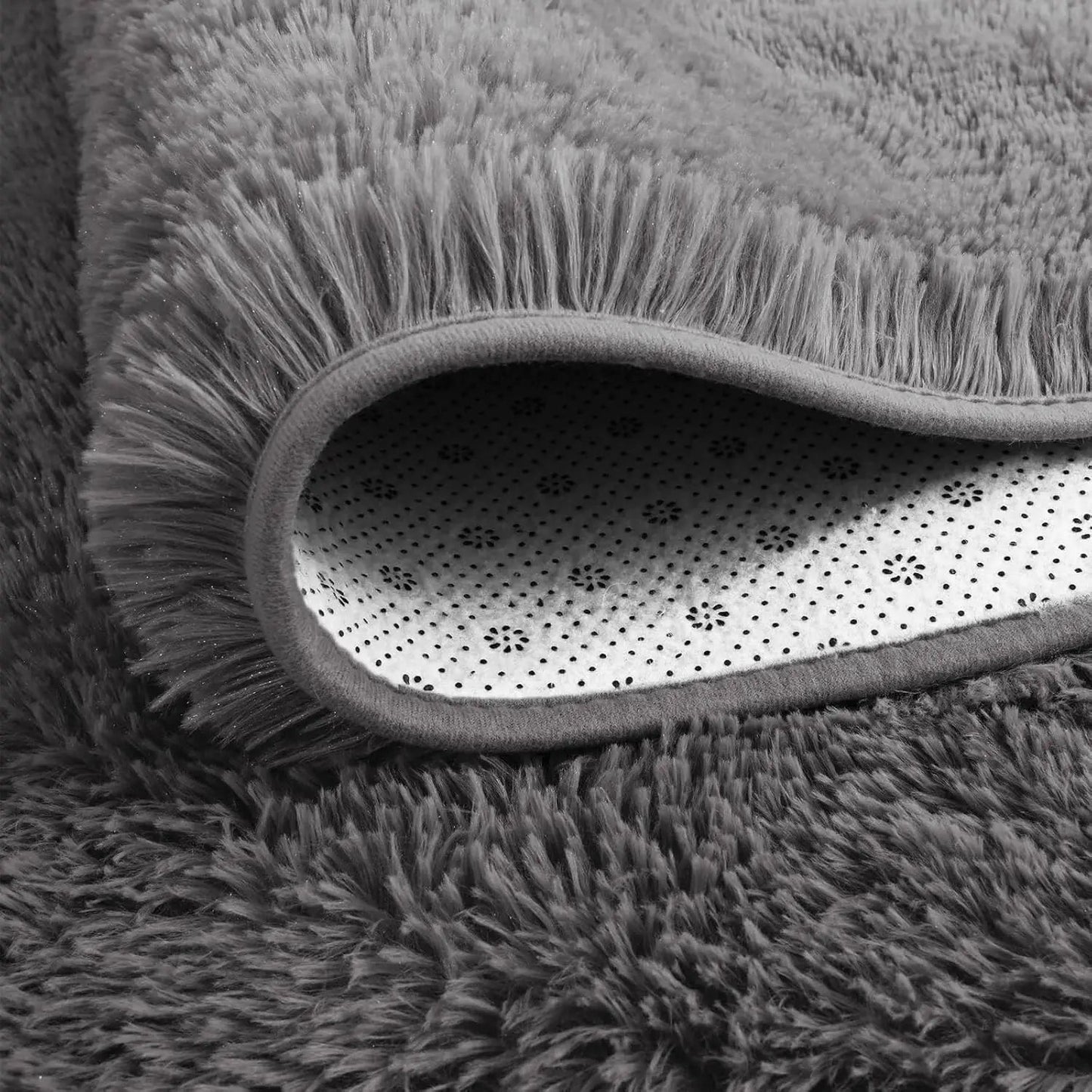 Large Fluffy Carpet - DailyBasicNeeds.com