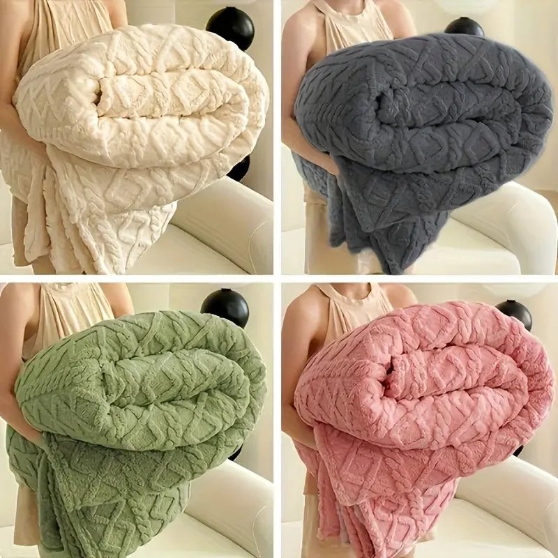 Luxurious Fleece Blanket - DailyBasicNeeds.com