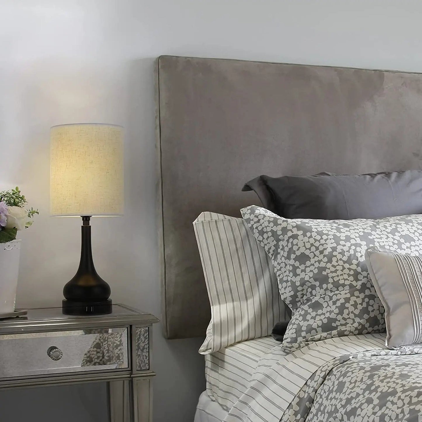 Touch Control Bedside Lamps - DailyBasicNeeds.com